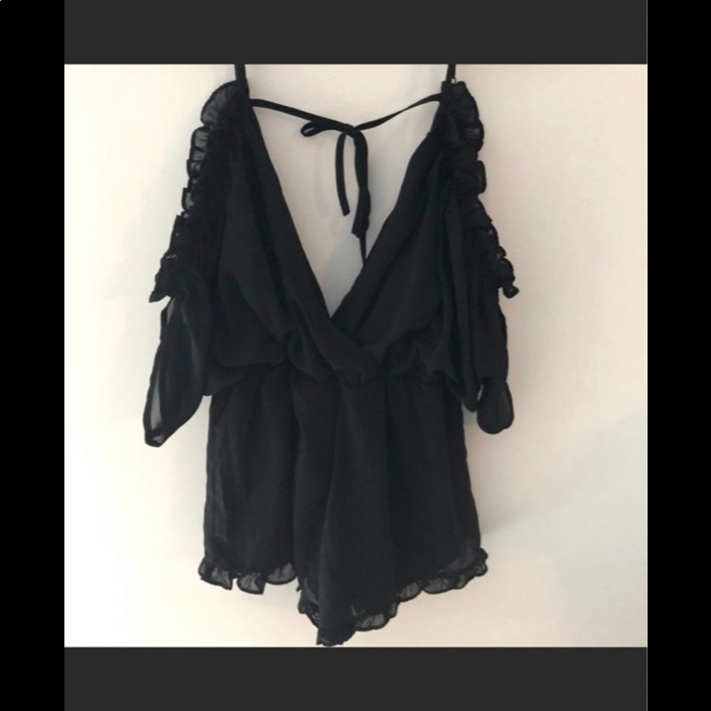 Tobi black romper size medium